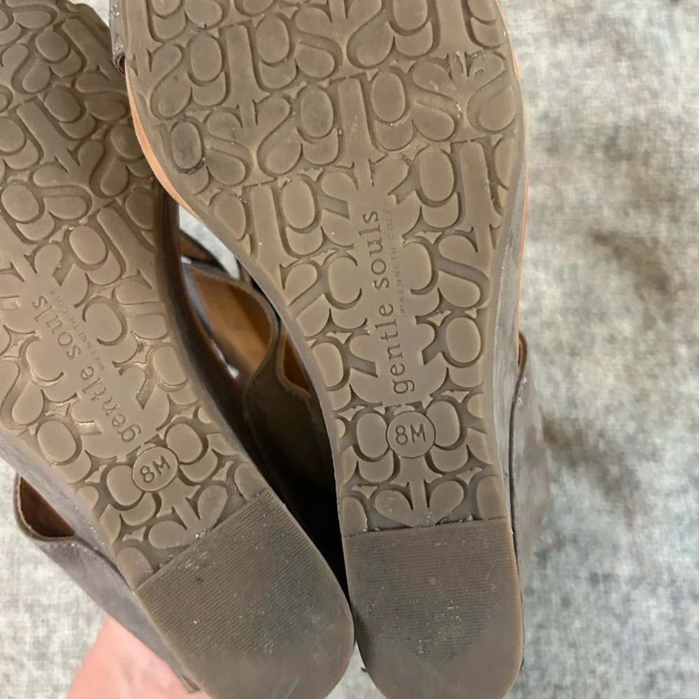 Gentle Souls Suede Iriwin Sandal